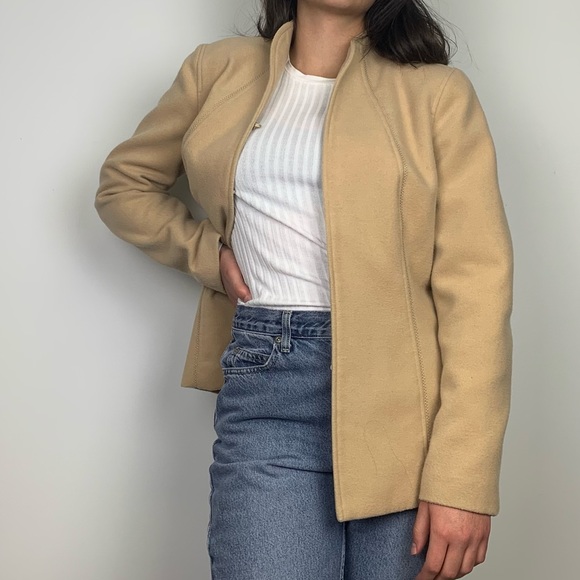 Chico's Camel Fleece Structured Open Front Hook Closure Blazer - Picture 5 of 14